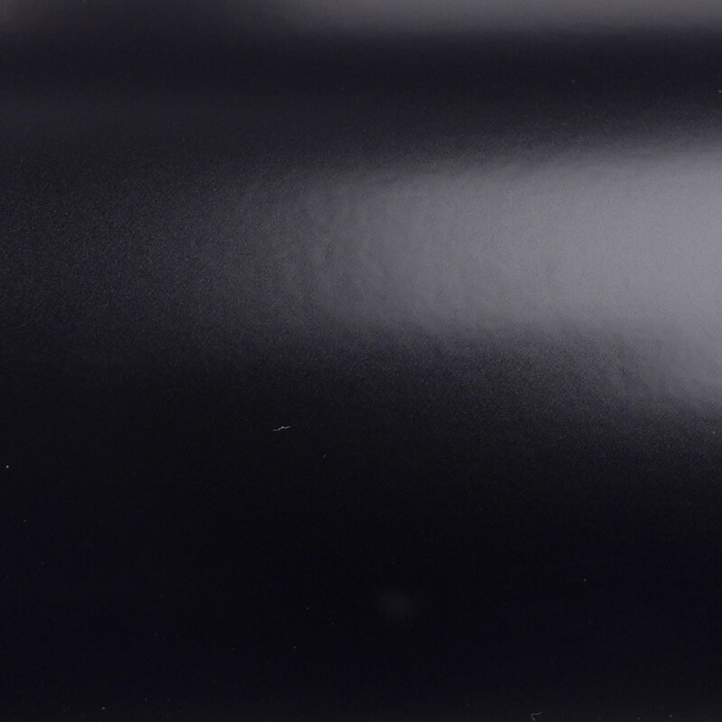 Satin Schwarz
